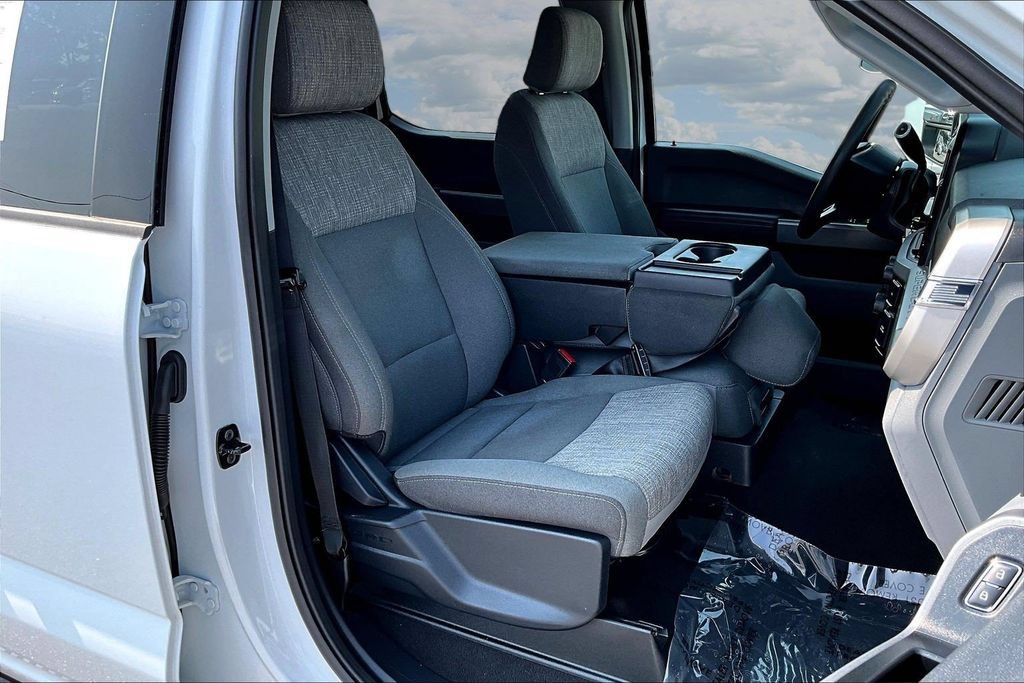 Certified 2025 Ford F250 XLT AWD/4WD image 32