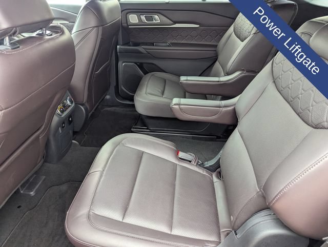 Certified 2025 Ford Explorer Platinum w/ Ultimate Package AWD/4WD image 20