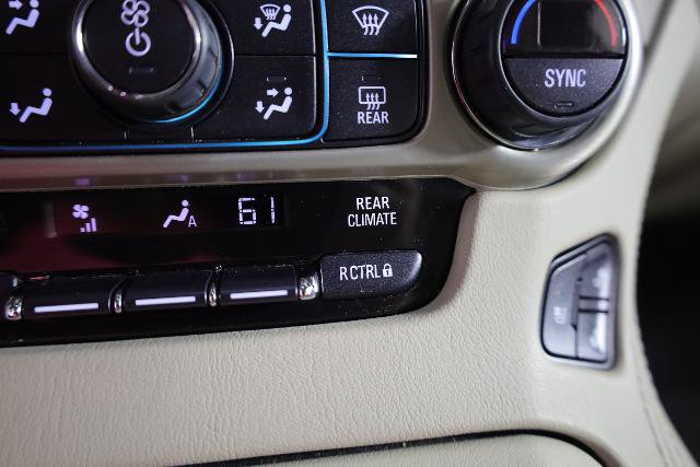 Used 2020 GMC Yukon Denali w/ Denali Premium Package AWD/4WD image 27