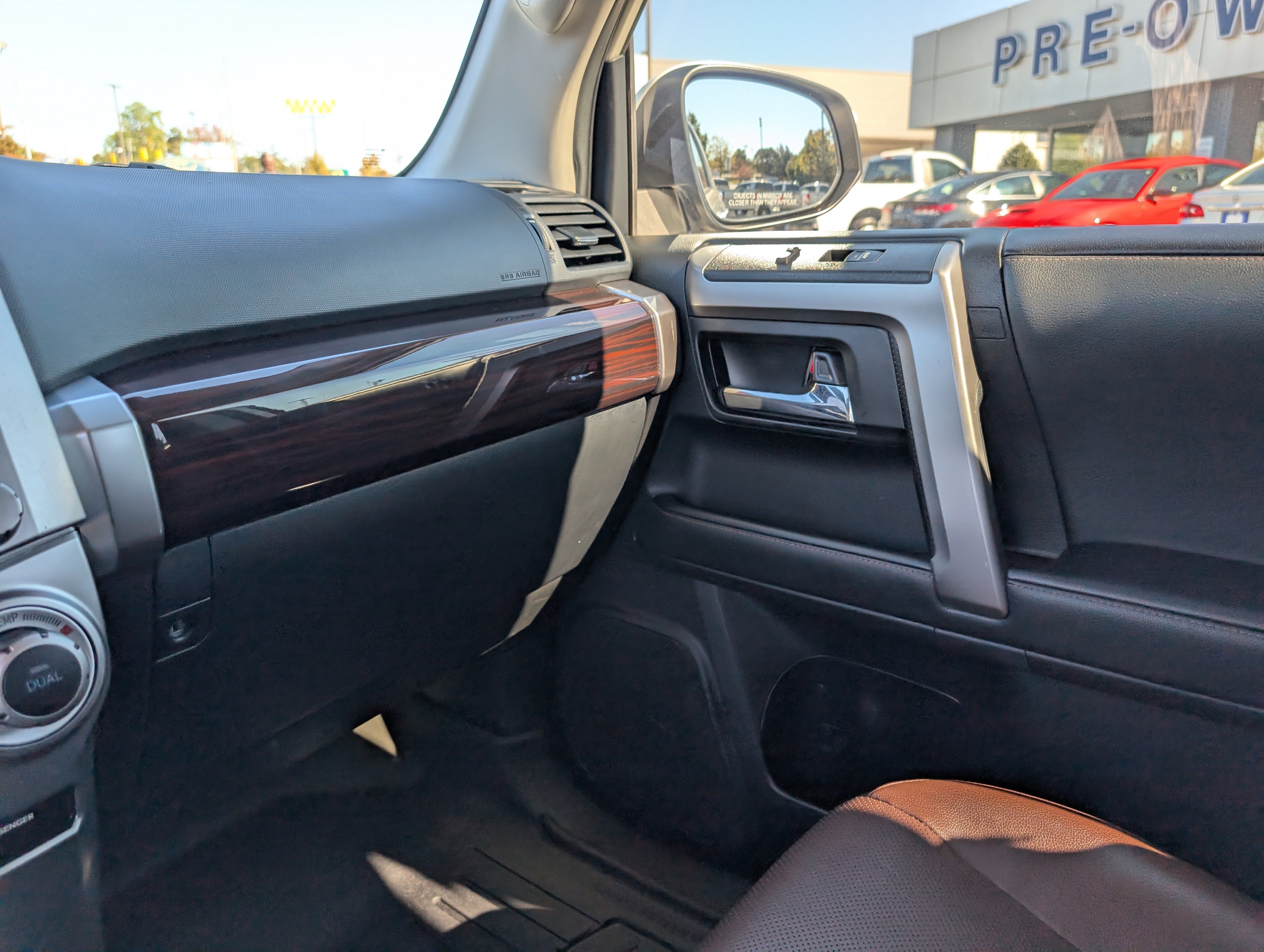 Used 2021 Toyota 4Runner Limited image 30