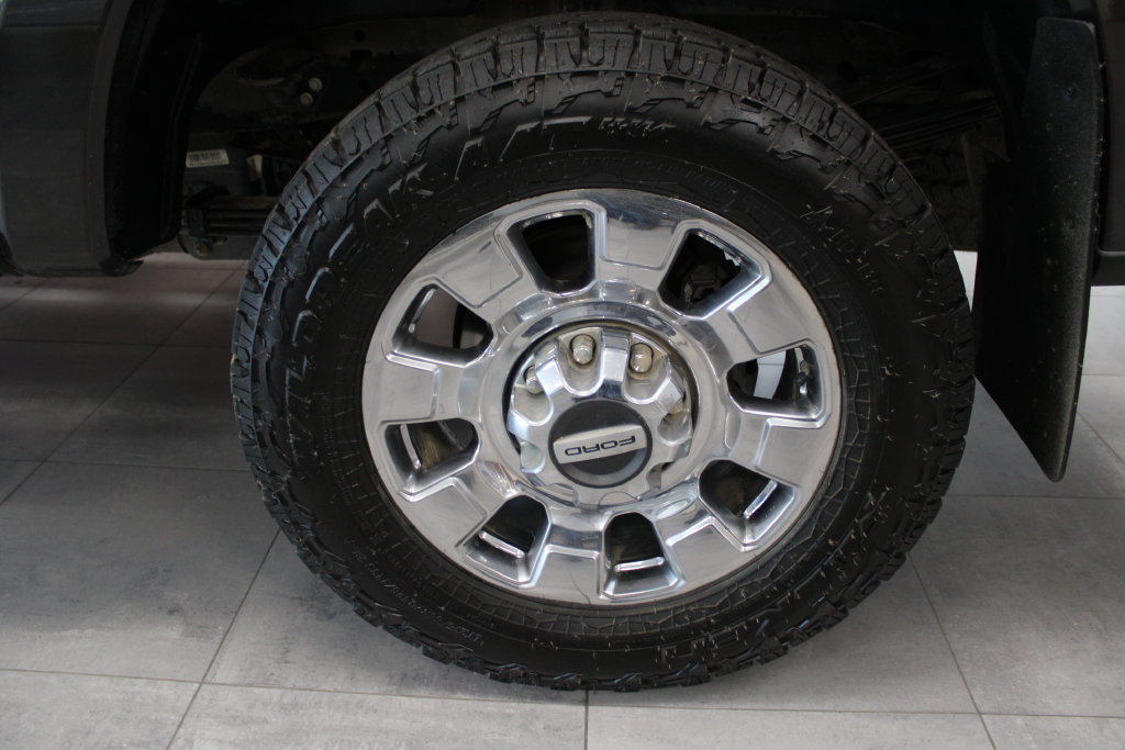 Certified 2024 Ford F350 Lariat w/ Chrome Package AWD/4WD image 8
