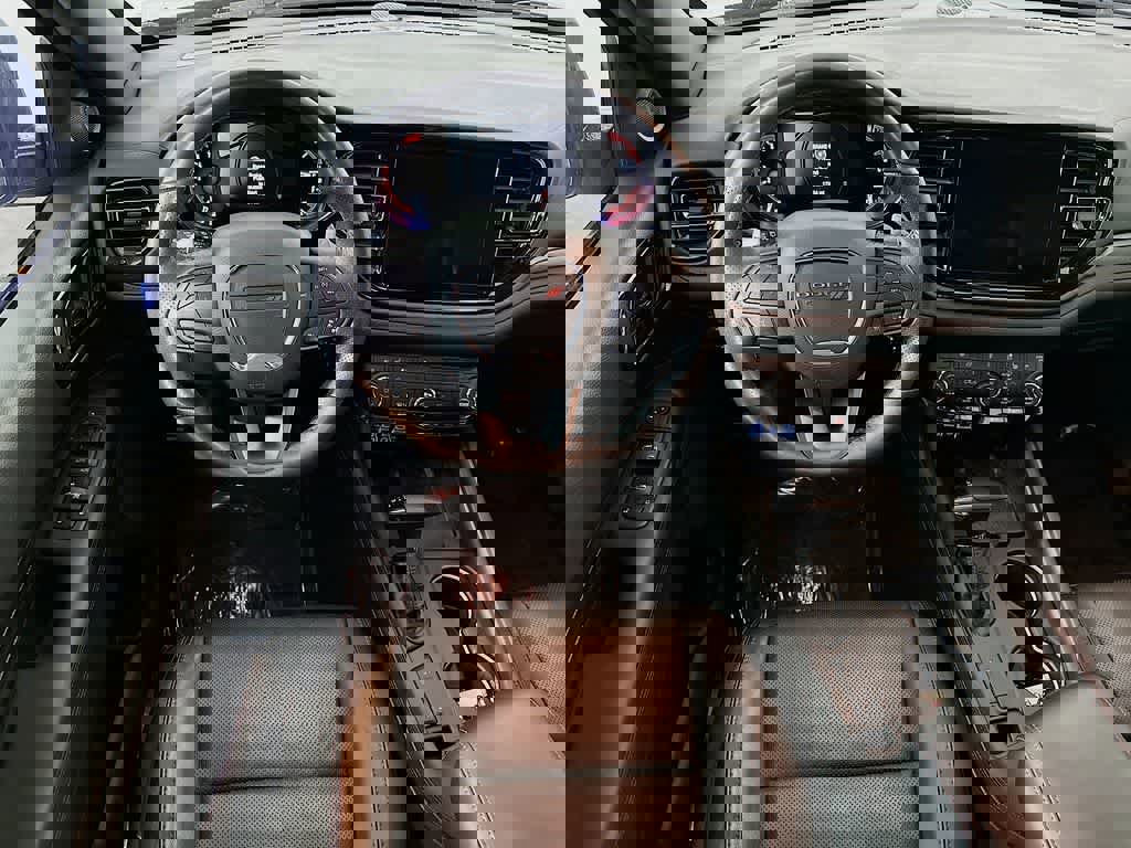 Used 2025 Dodge Durango R/T image 10