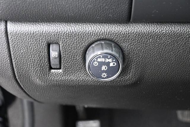 Used 2022 Chevrolet Colorado LT w/ LT Convenience Package image 31