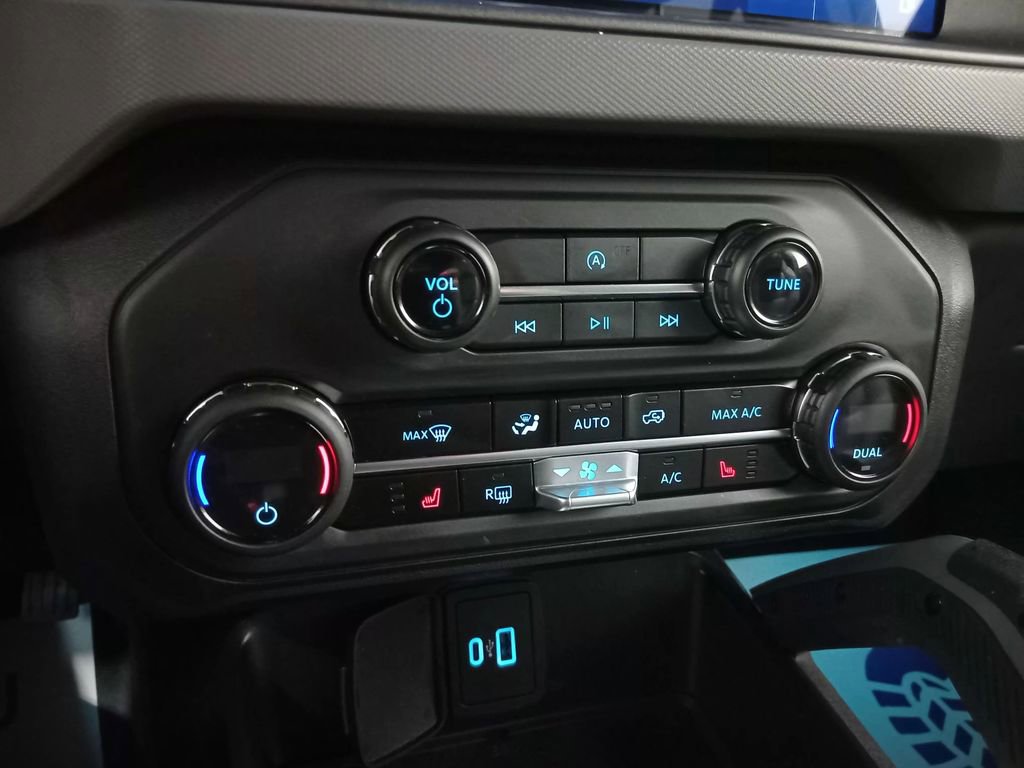 Certified 2024 Ford Bronco Big Bend AWD/4WD image 20