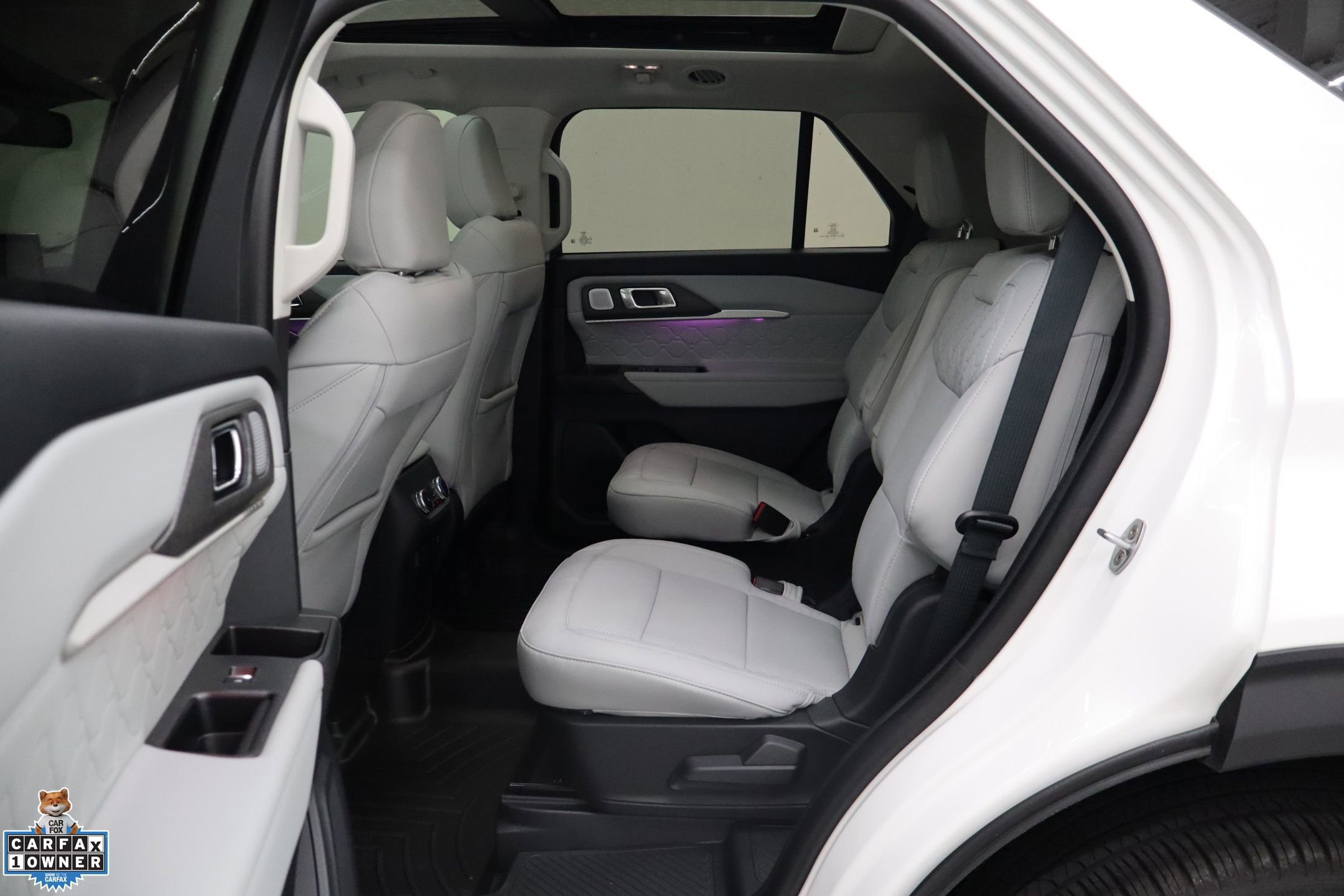 Certified 2025 Ford Explorer Platinum w/ Ultimate Package image 27