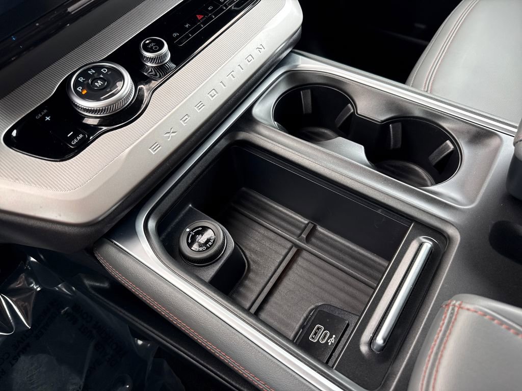 Certified 2025 Ford Expedition Max Active image 23