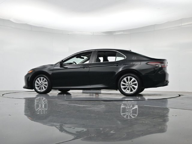 Used 2024 Toyota Camry LE FWD image 38