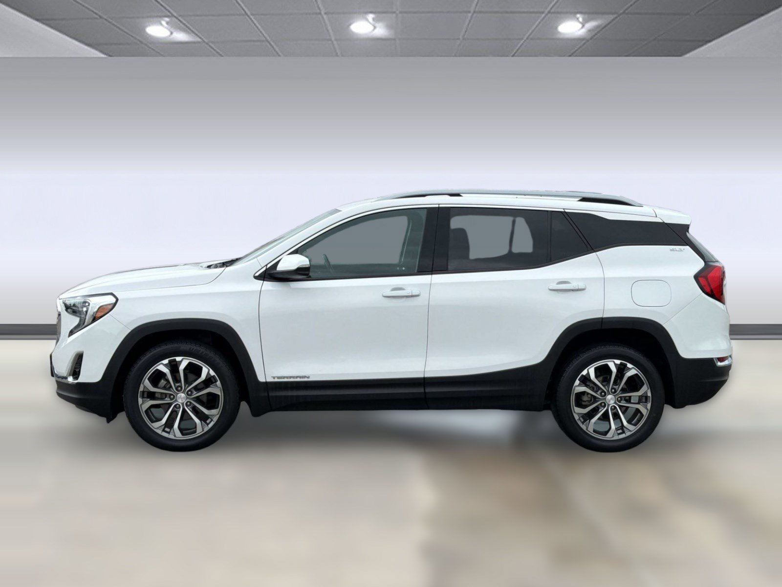 Used 2021 GMC Terrain SLT AWD/4WD image 2