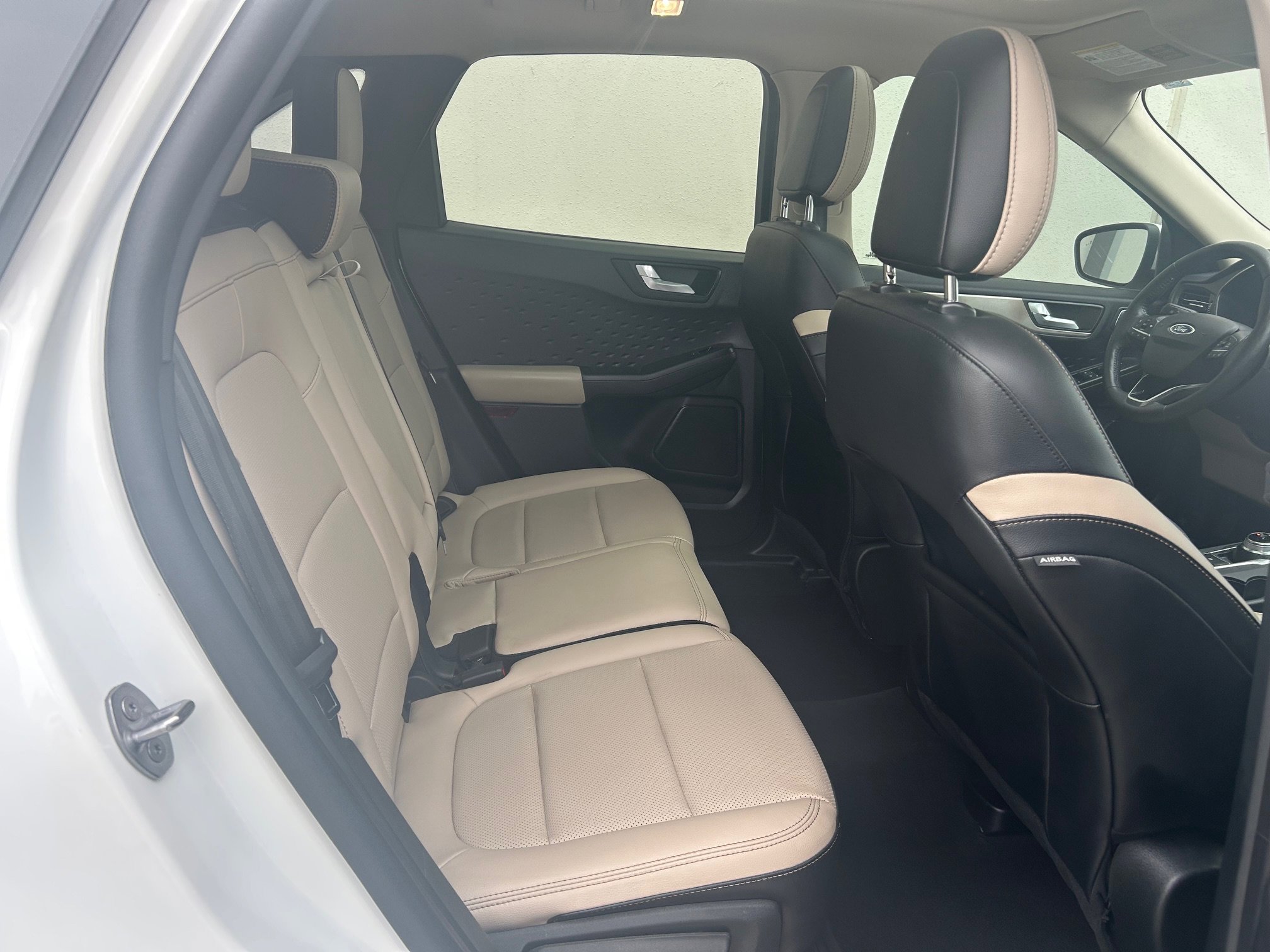Certified 2020 Ford Escape SEL FWD image 14