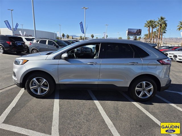 Certified 2024 Ford Edge SEL w/ Convenience Package image 2