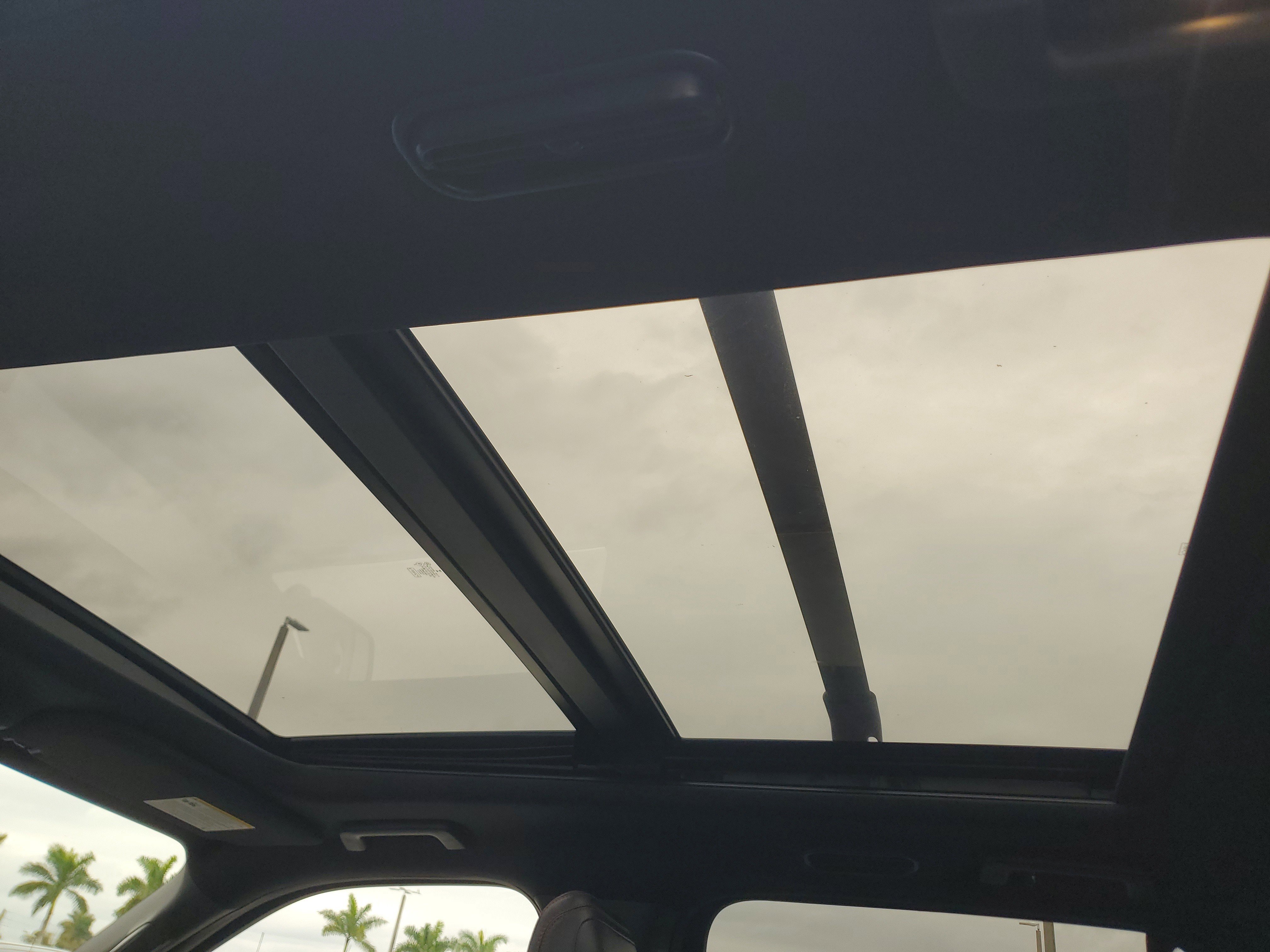 Certified 2023 Ford Expedition Limited image 11