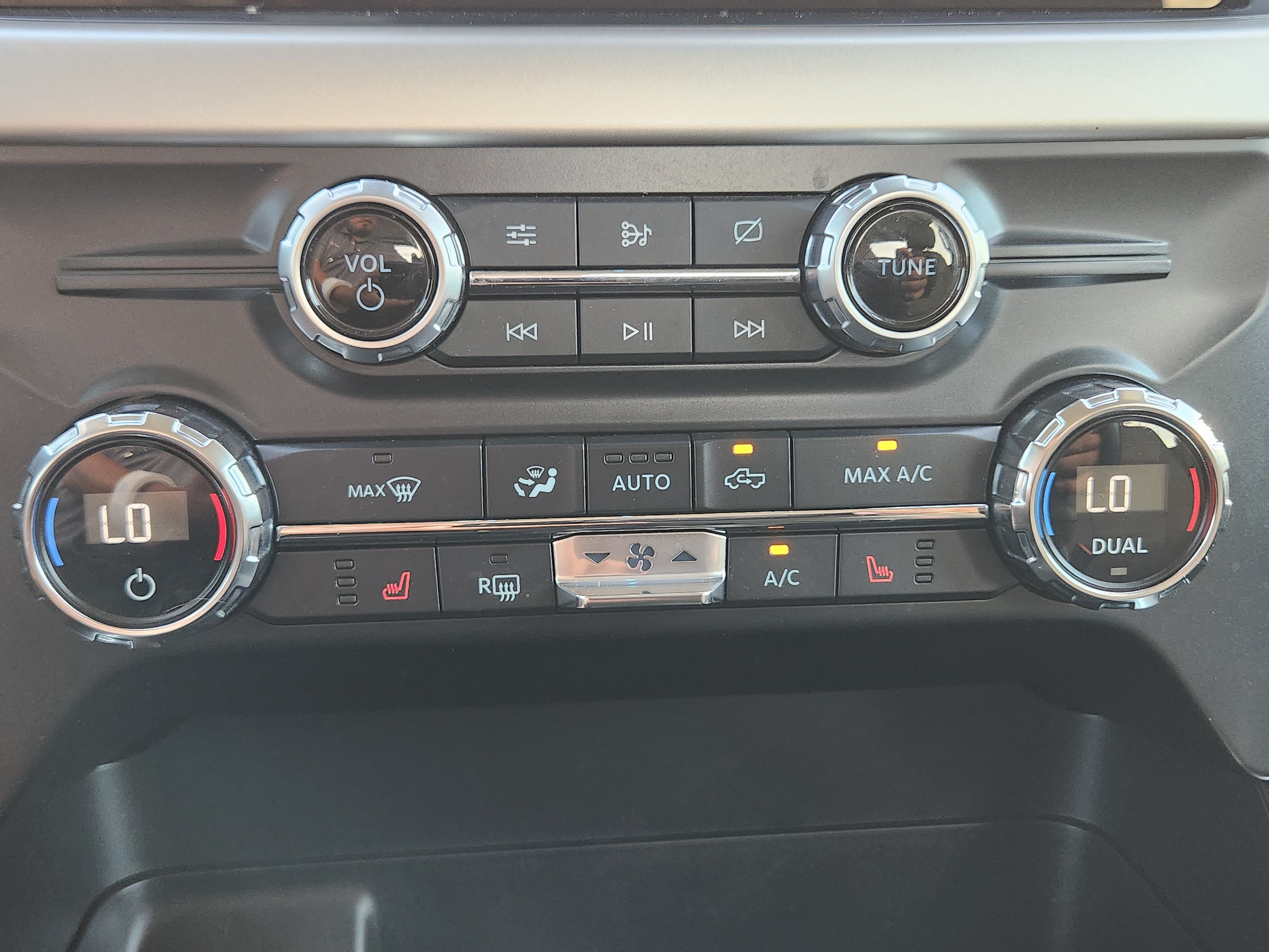 Certified 2021 Ford F150 XLT w/ Equipment Group 302A High RWD image 14