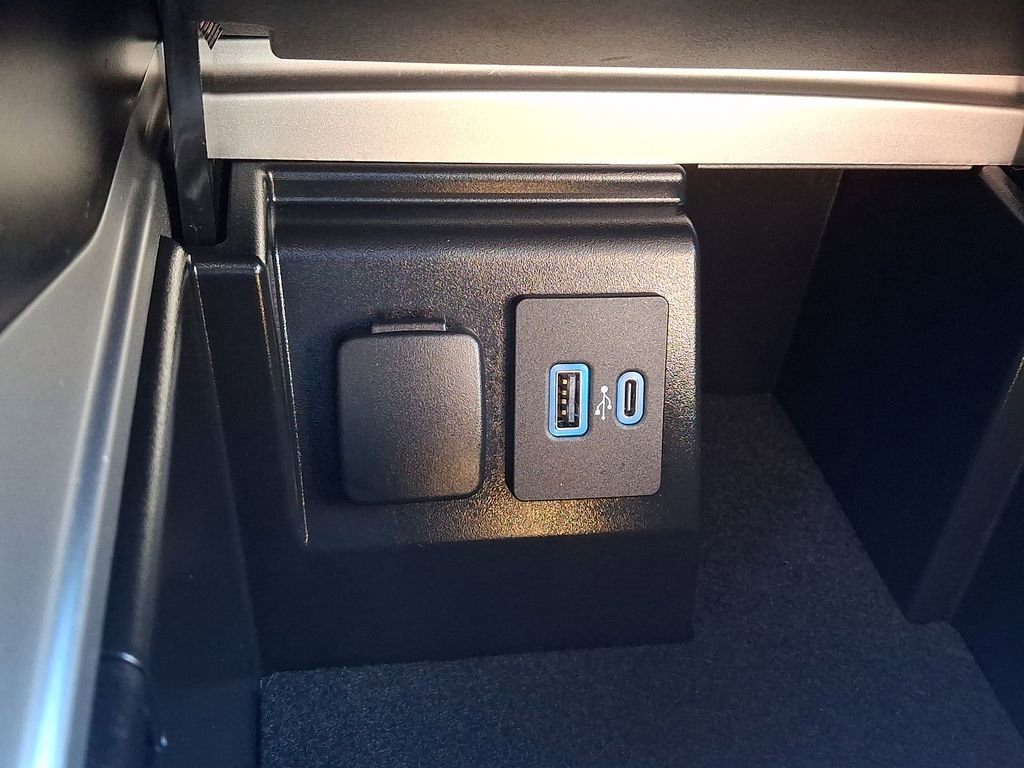 Certified 2024 Ford Explorer ST w/ Equipment Group 401A image 26