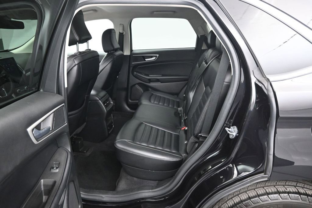 Certified 2024 Ford Edge SEL w/ Convenience Package AWD/4WD image 19