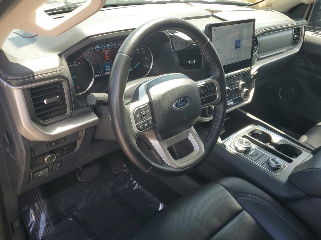 Certified 2024 Ford Expedition Max XLT image 27