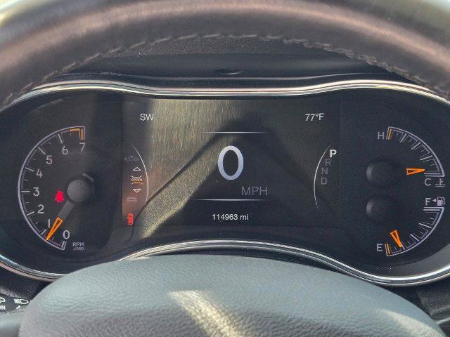 Used 2019 Jeep Grand Cherokee Altitude AWD/4WD image 39