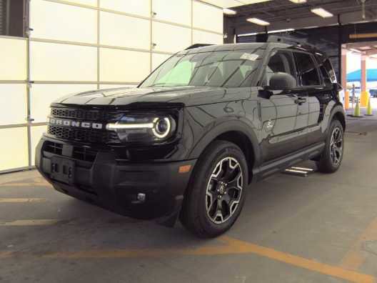 Certified 2025 Ford Bronco Sport Outer Banks w/ Outer Banks Tech Package+ AWD/4WD image 4