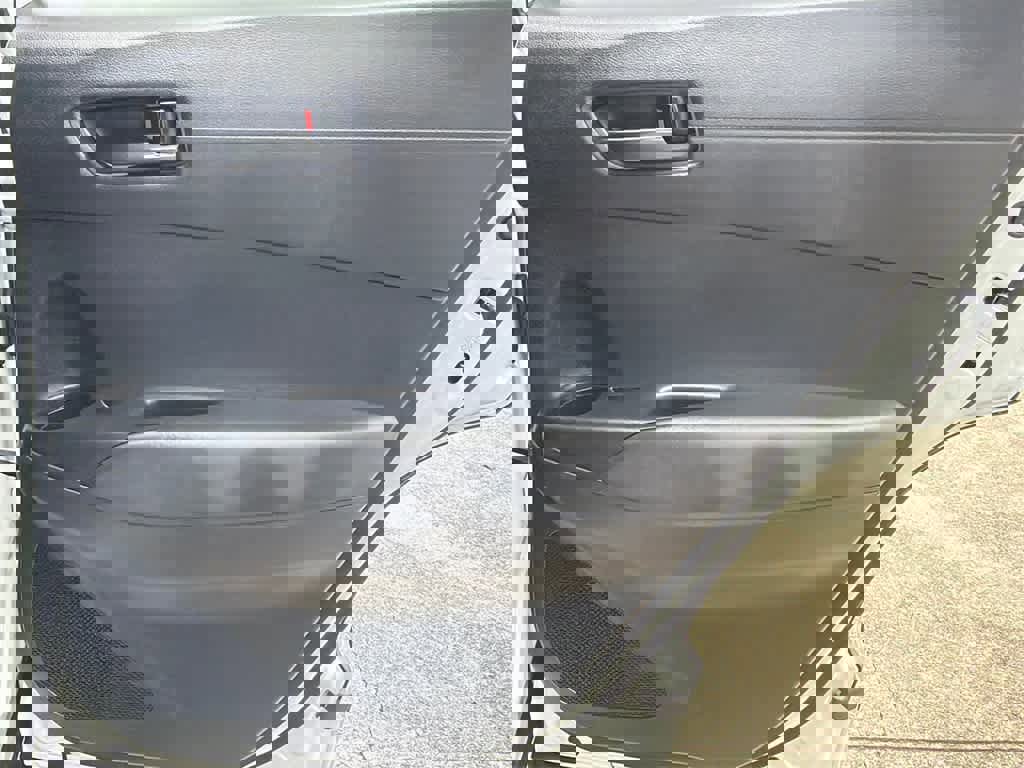 Used 2024 Toyota Corolla Cross LE image 15