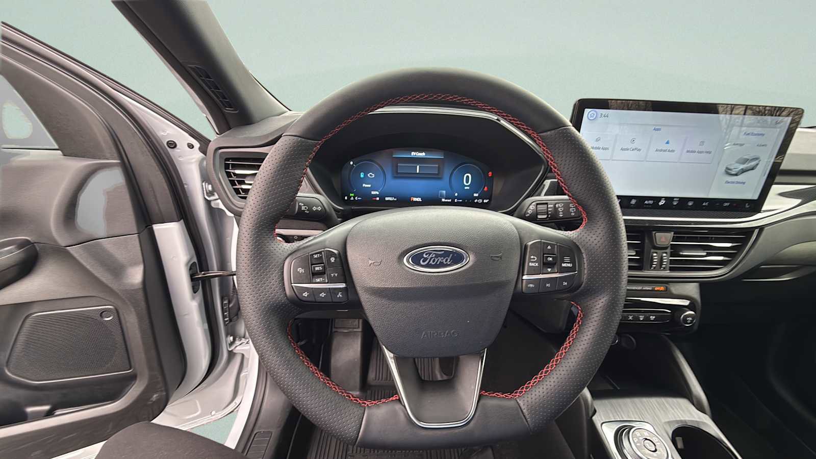 Certified 2025 Ford Escape ST-Line Elite w/ Class II Trailer Tow Package image 32