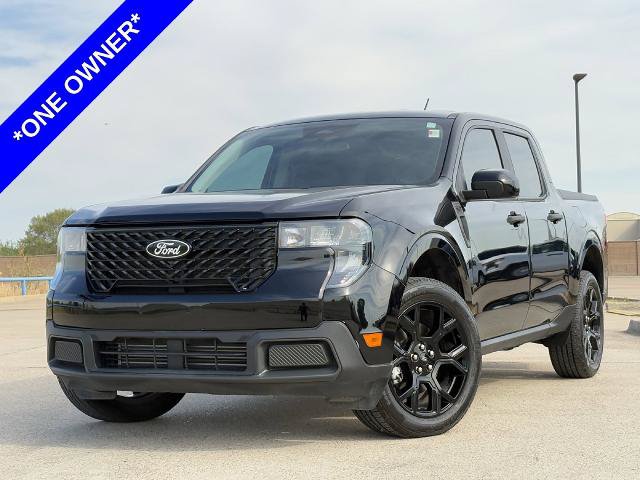 Certified 2025 Ford Maverick XLT w/ XLT Luxury Package AWD/4WD image 2