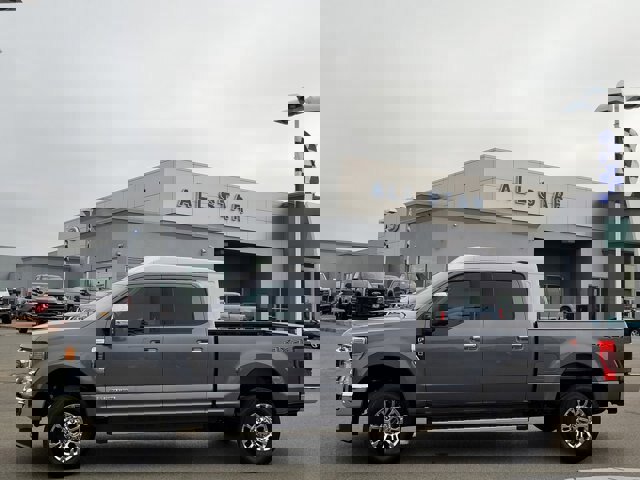 Certified 2022 Ford F250 XLT w/ XLT Premium Package image 2