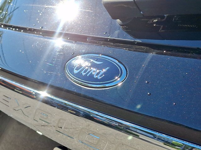 Certified 2023 Ford Explorer XLT w/ Equipment Group 202A AWD/4WD image 16