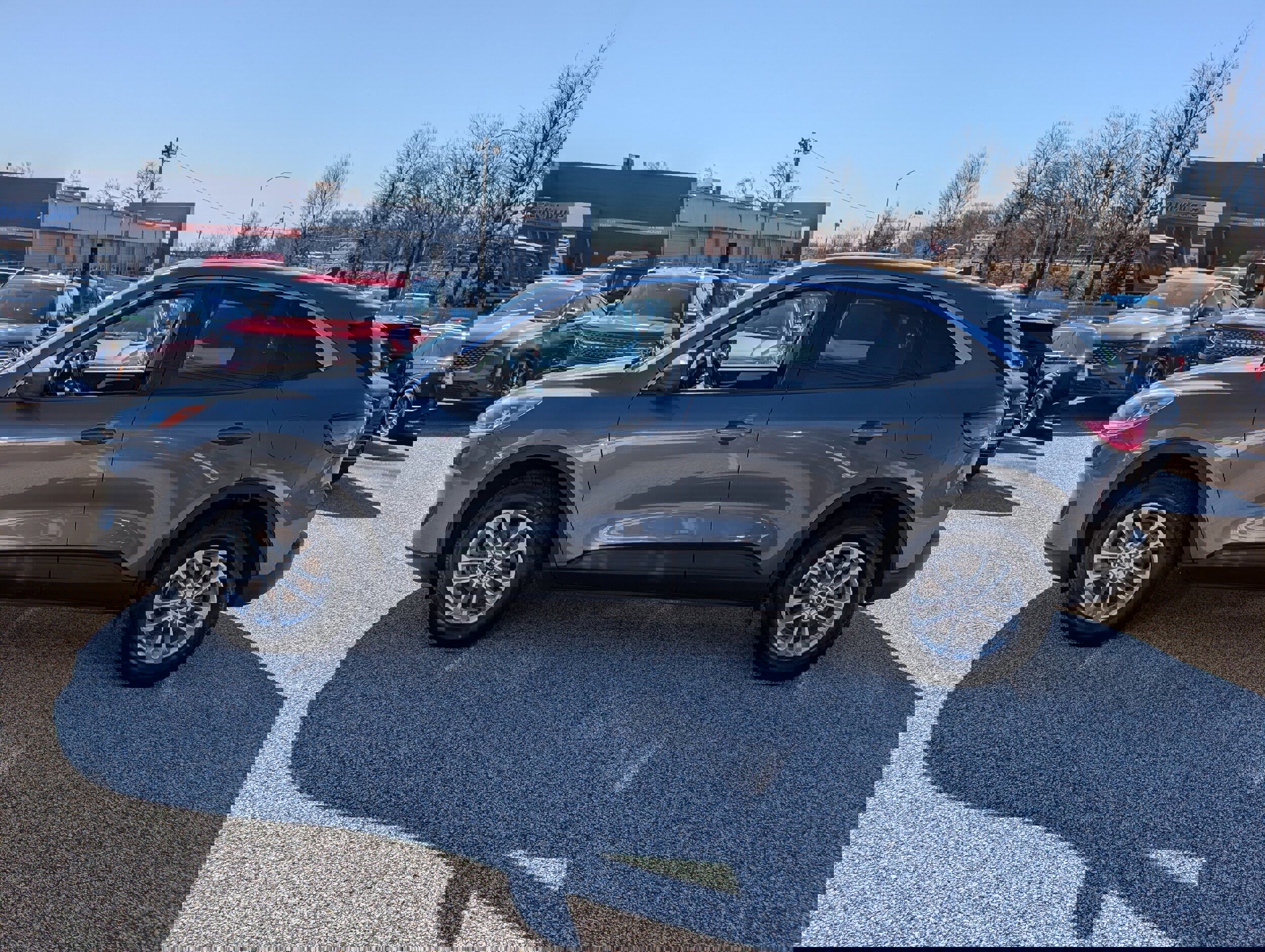 Certified 2023 Ford Escape Active w/ Cold Weather Package image 3