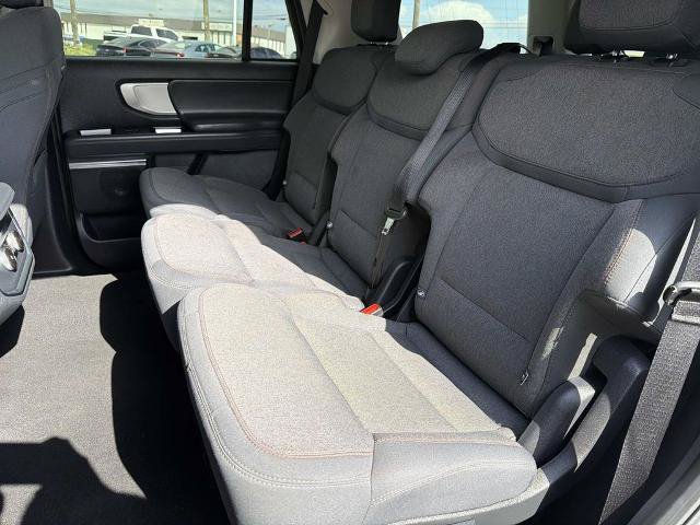 Certified 2025 Ford Expedition Active AWD/4WD image 18