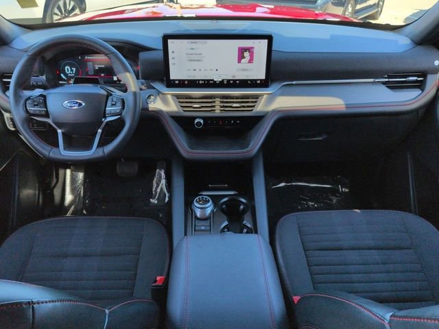 Certified 2025 Ford Explorer ST-Line AWD/4WD image 15