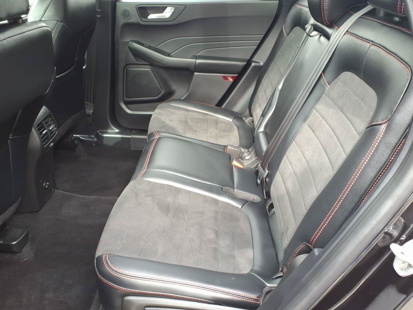 Certified 2022 Ford Escape SEL w/ SEL Stealth AWD Package image 15