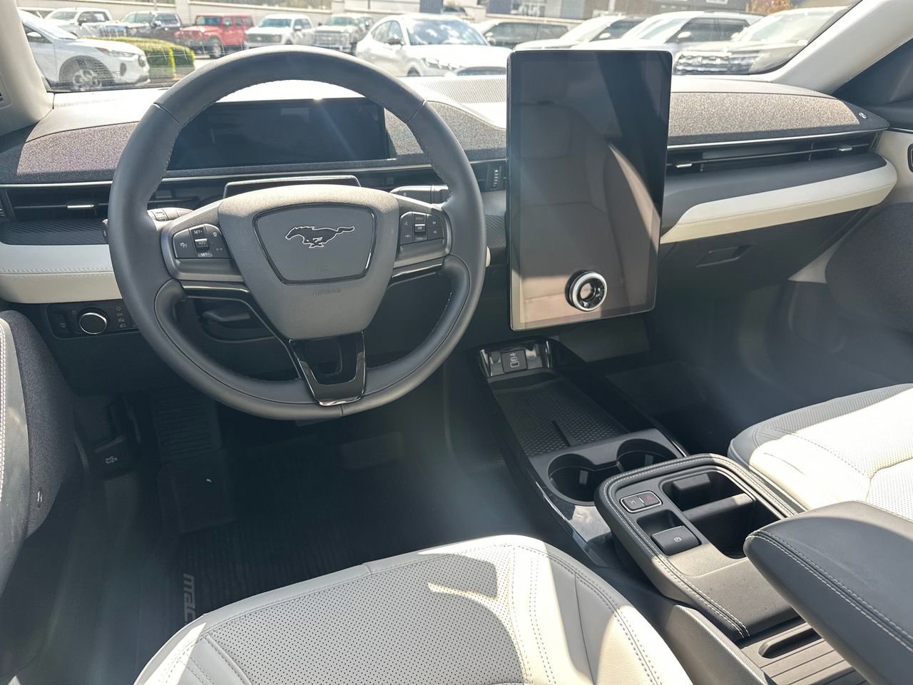 Certified 2025 Ford Mustang Mach-E Premium image 26