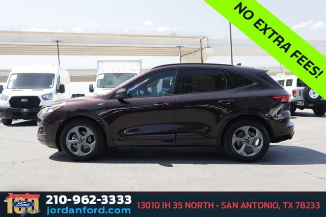 Certified 2023 Ford Escape ST-Line w/ Tech Pack #1 FWD image 4
