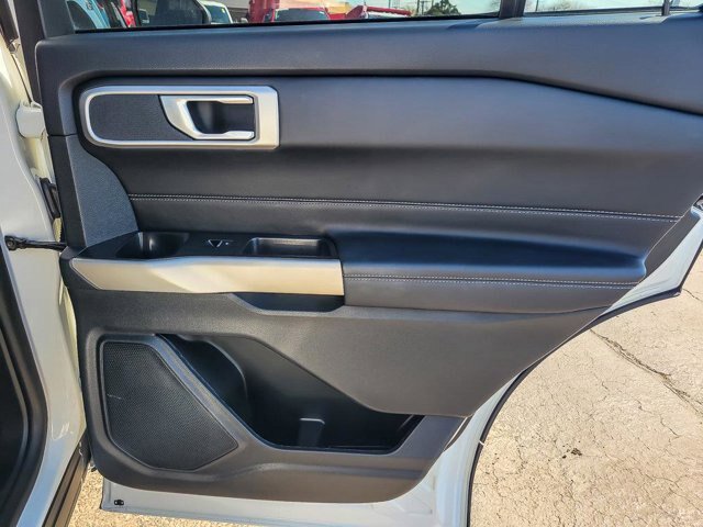 Certified 2023 Ford Explorer XLT w/ Equipment Group 202A AWD/4WD image 29