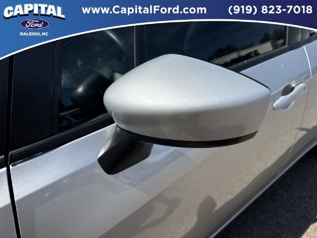 Used 2025 Nissan Versa SV FWD image 12