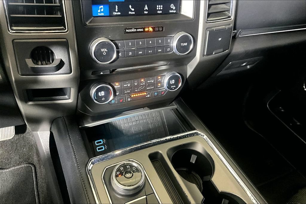 Certified 2018 Ford Expedition XLT w/ Equipment Group 202A AWD/4WD image 26