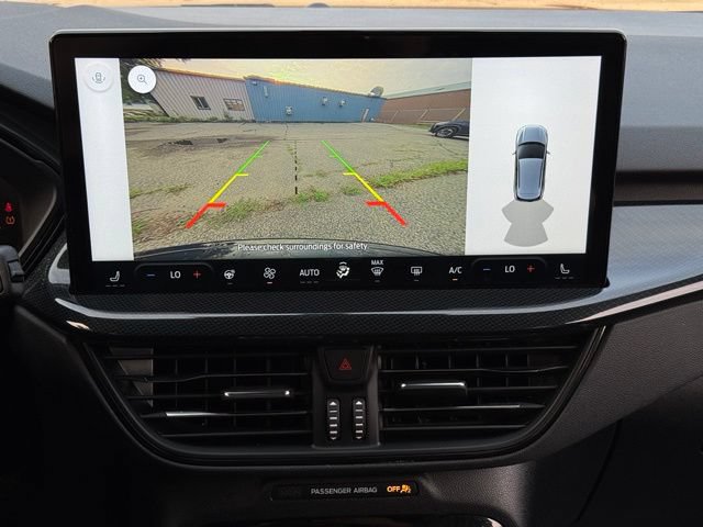 Certified 2023 Ford Escape ST-Line w/ Tech Pack #1 AWD/4WD image 4