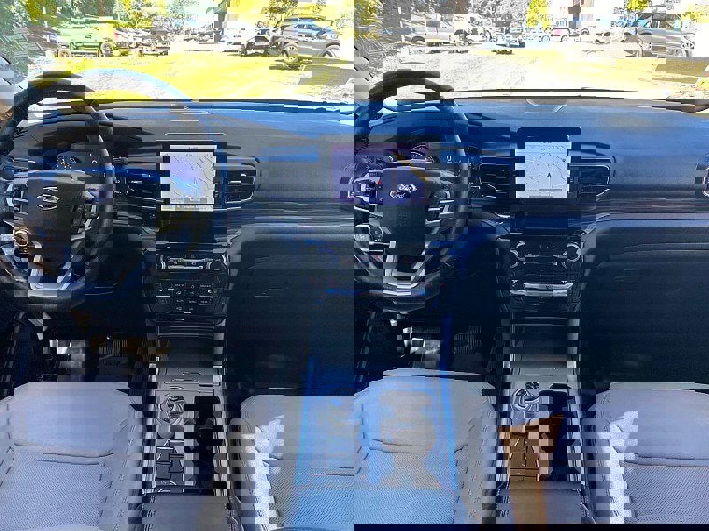 Certified 2021 Ford Explorer Limited w/ Equipment Group 301A image 47