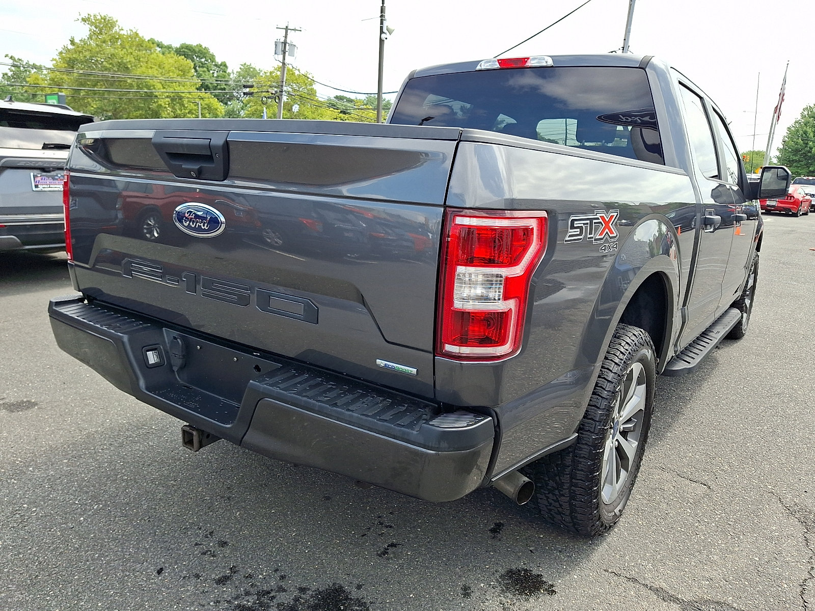 Certified 2019 Ford F150 XL w/ Equipment Group 101A Mid AWD/4WD image 10