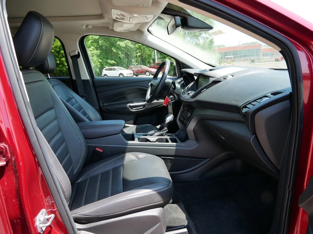 Certified 2018 Ford Escape SEL w/ Ford Safe & Smart Package AWD/4WD image 8
