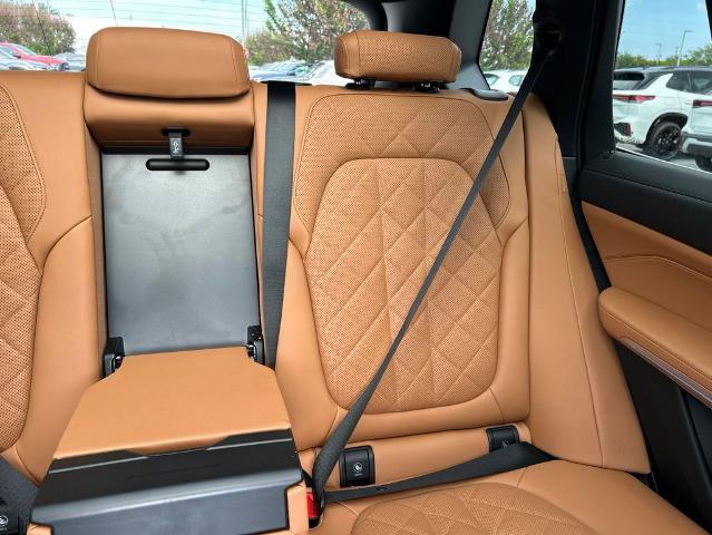 Used 2023 BMW X5 xDrive45e w/ Parking Assistance Package AWD/4WD image 14