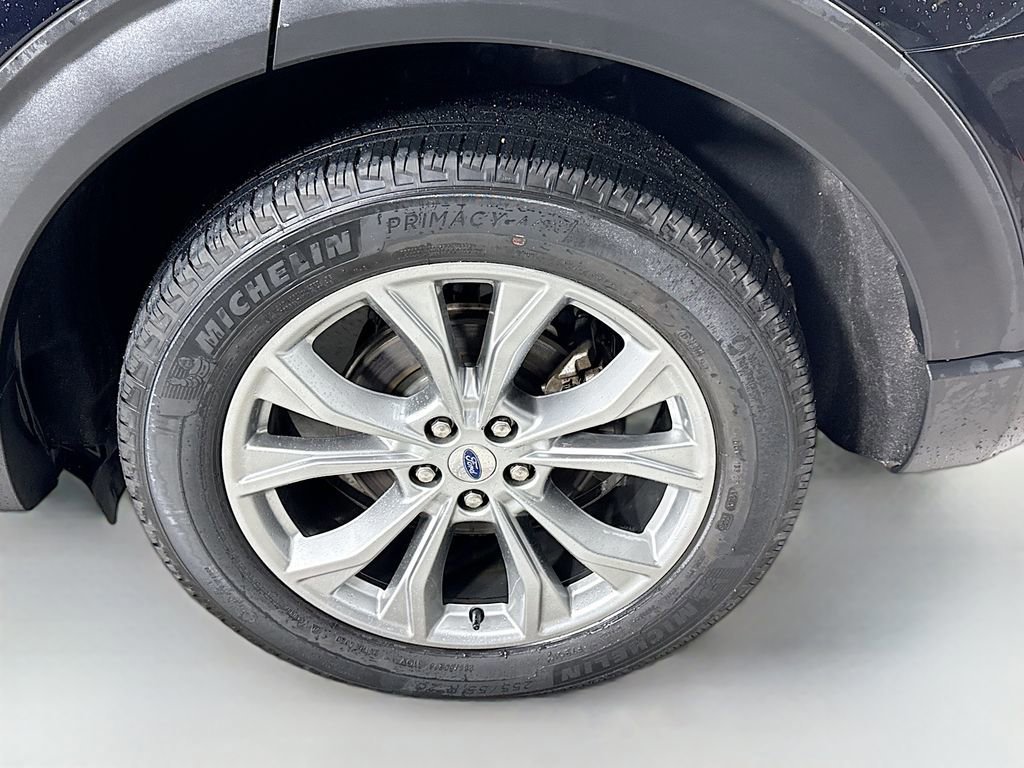 Certified 2023 Ford Explorer XLT w/ Equipment Group 202A image 31