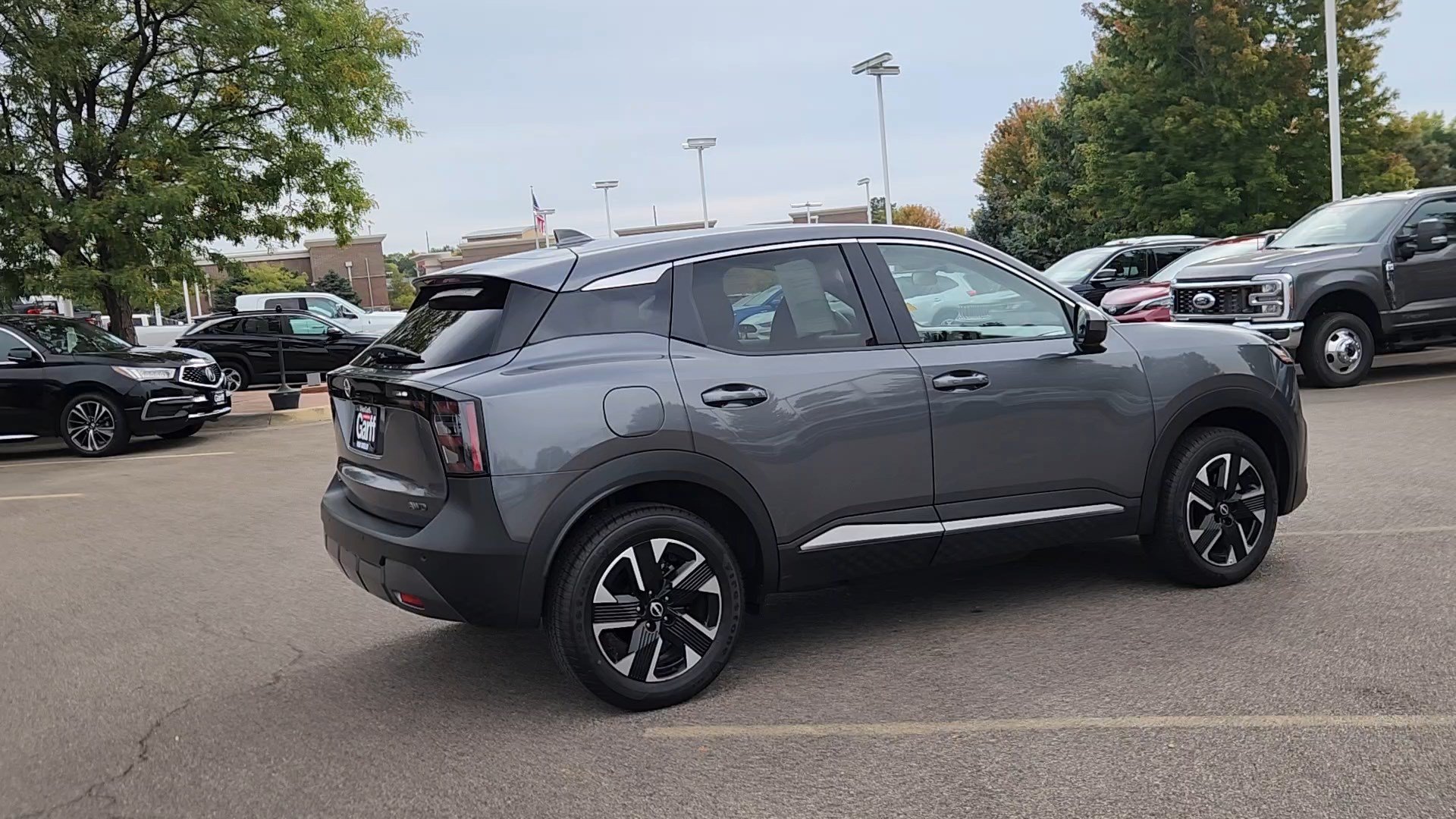 Used 2025 Nissan Kicks SV AWD/4WD image 14