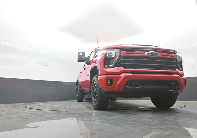 Used 2024 Chevrolet Silverado 2500 LTZ w/ LTZ Plus Package image 28