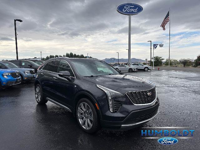 Used 2022 Cadillac XT4 Premium Luxury w/ Enhanced Visibility Package AWD/4WD image 3