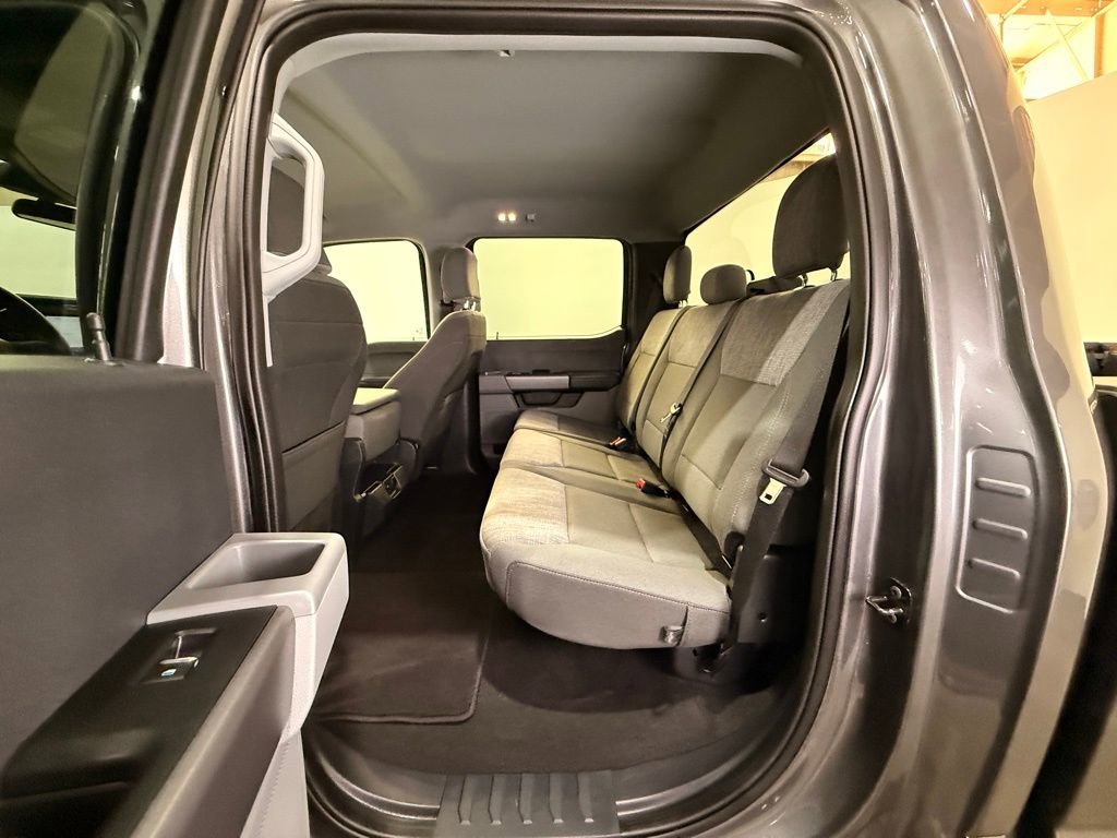 Certified 2025 Ford F250 XLT w/ FX4 Off-Road Package image 17