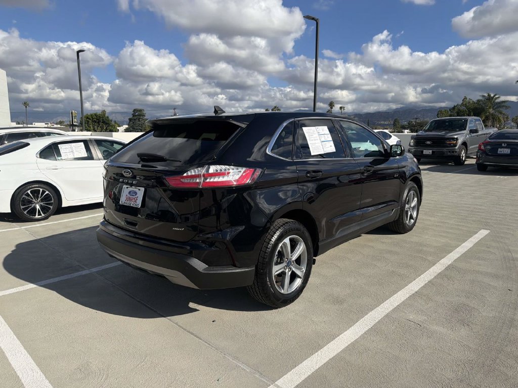 Certified 2022 Ford Edge SEL w/ Convenience Package AWD/4WD image 17