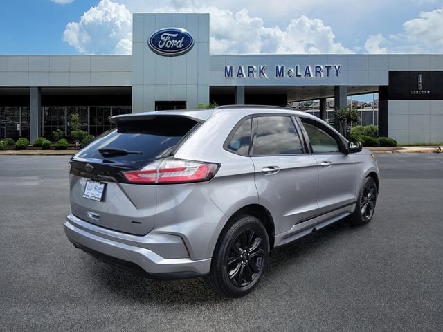 Certified 2022 Ford Edge SE w/ Black Appearance Package AWD/4WD image 5