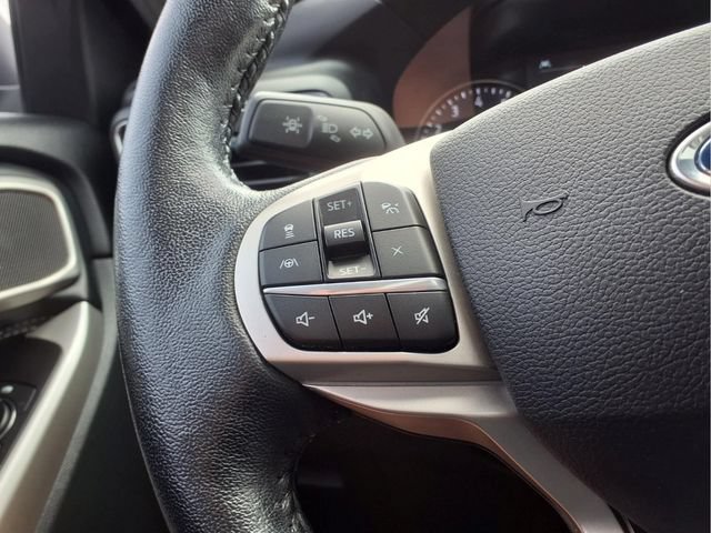 Certified 2020 Ford Explorer XLT w/ Equipment Group 202A AWD/4WD image 32