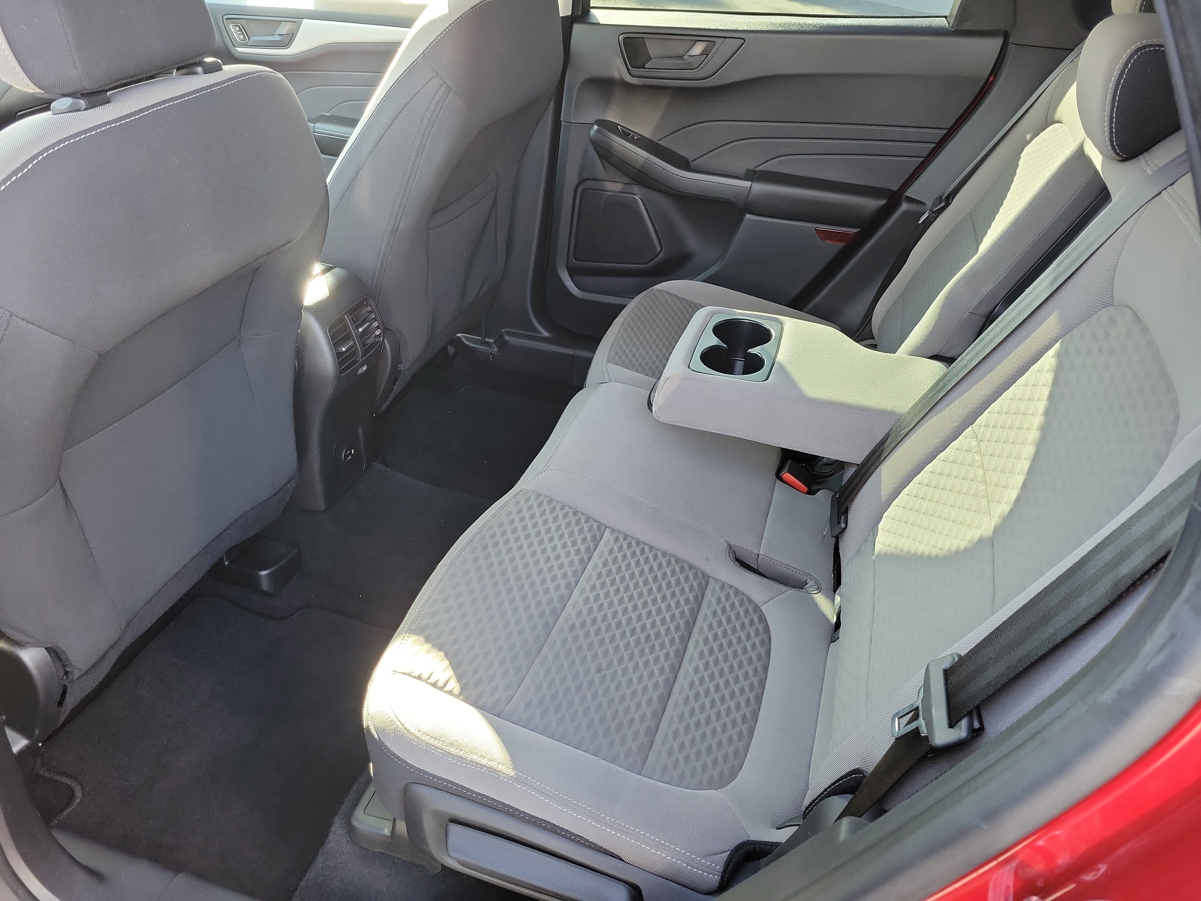 Certified 2022 Ford Escape SE w/ SE Sport Appearance Package FWD image 12