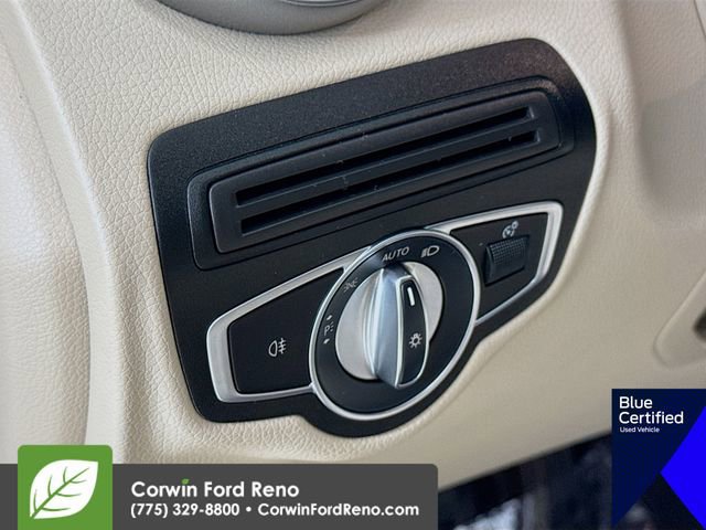 Used 2021 Mercedes-Benz GLC 300 4MATIC image 13